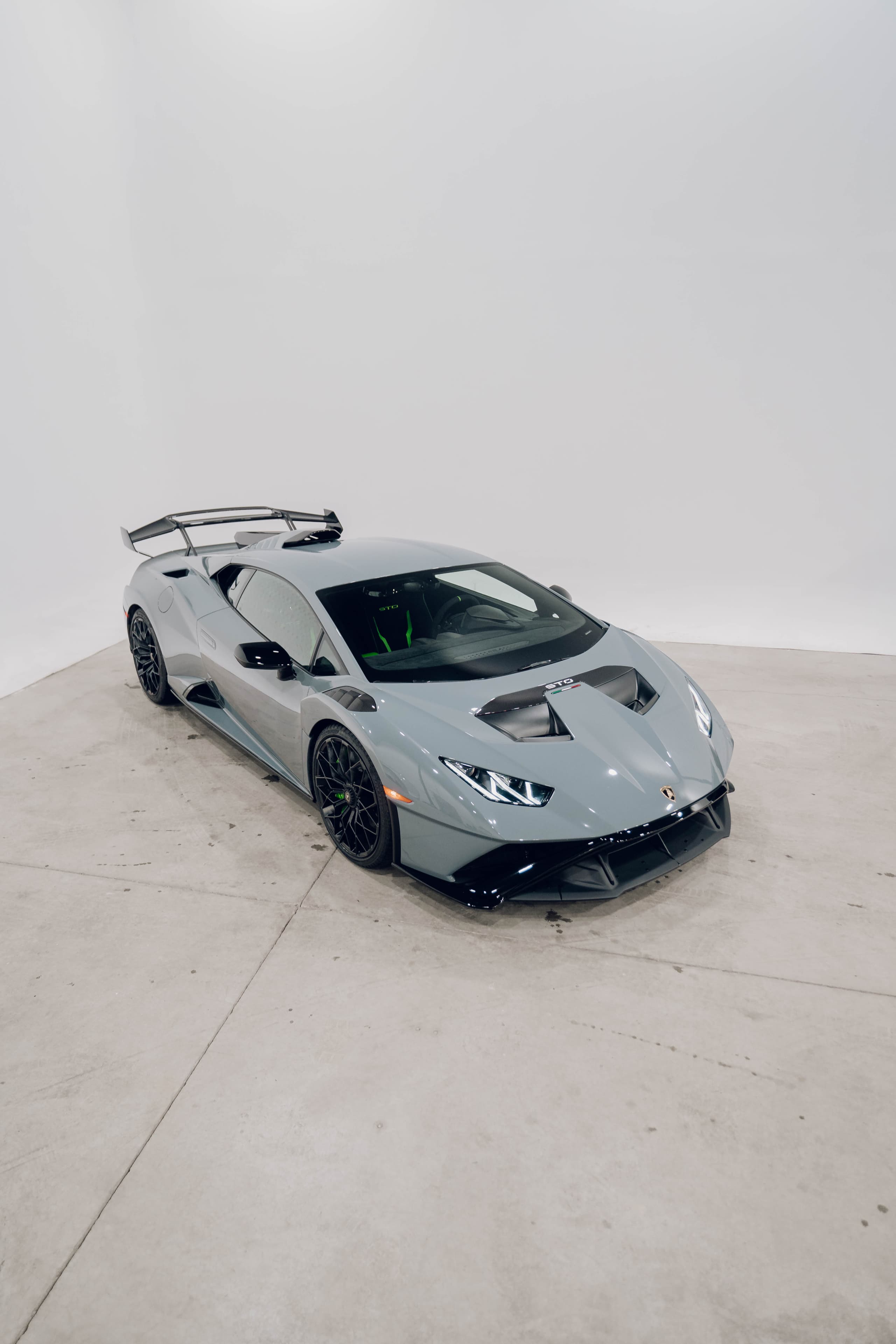 2021 Lamborghini Huracán STO